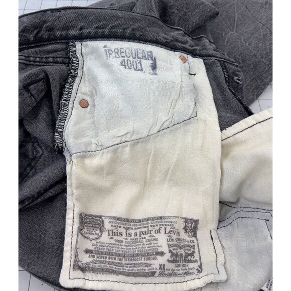 Levi's 501 Button Fly Jeans Black Denim  Acid Wash 33x32 (34x31 measured) Men's - Picture 7 of 15